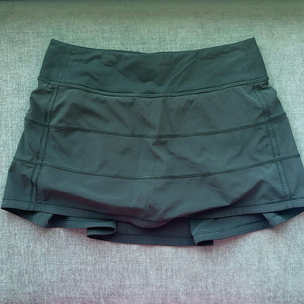 Lululemon Pace Rival Mid rise skirt